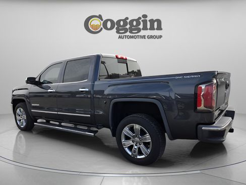 Used 2018 GMC Sierra 1500 SLT w/ Enhanced Driver Alert Package image 5