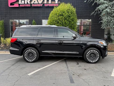 Used 2020 Lincoln Navigator Black Label w/ Cargo Convenience Package AWD/4WD image 21