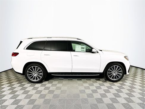New 2026 Mercedes-Benz GLS 450 4MATIC image 8
