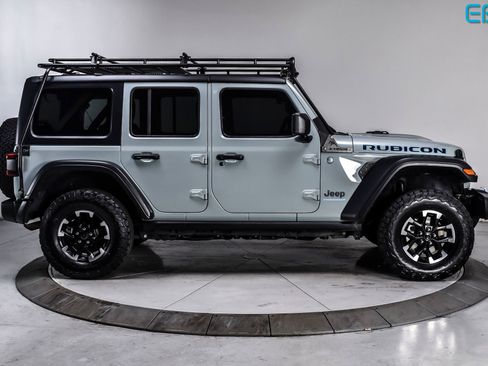 Used 2024 Jeep Wrangler Unlimited Rubicon 4xe w/ Technology Group AWD/4WD image 7
