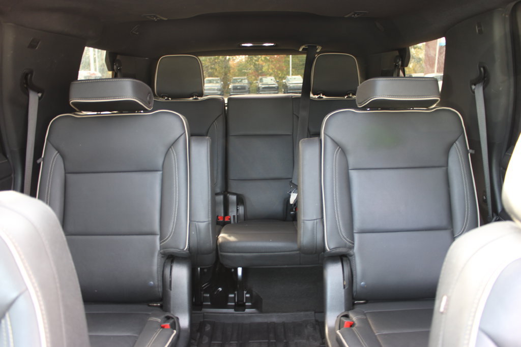 Used 2022 Chevrolet Tahoe Premier AWD/4WD image 34
