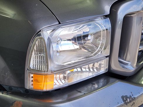 Used 2003 Ford F250 4x4 SuperCab Super Duty image 10