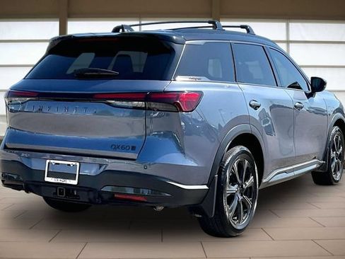 Used 2026 INFINITI QX60 Autograph w/ Dark Cargo Package AWD/4WD image 2