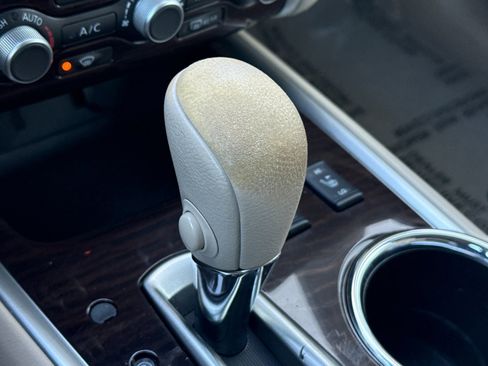 Used 2014 Nissan Pathfinder SL w/ Cargo Package image 15