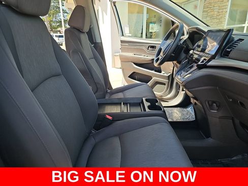 Used 2019 Honda Odyssey EX image 10