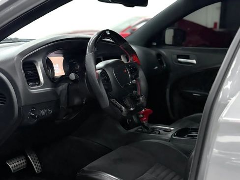 Used 2018 Dodge Charger R/T RWD image 13