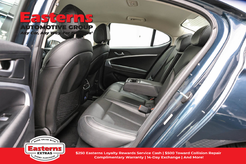 Used 2025 Genesis G70 2.5T RWD image 22