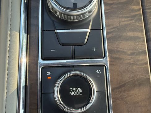 Used 2019 Ford Expedition Platinum AWD/4WD image 18