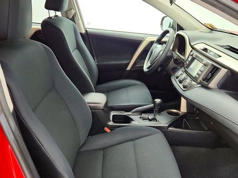 Used 2015 Toyota RAV4 LE AWD/4WD image 22