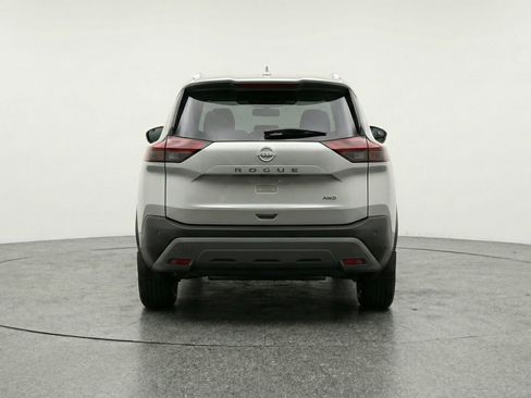 Used 2025 Nissan Rogue SV FWD image 7