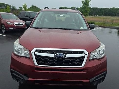 Used 2018 Subaru Forester 2.5i w/ Alloy Wheel Package AWD/4WD image 2