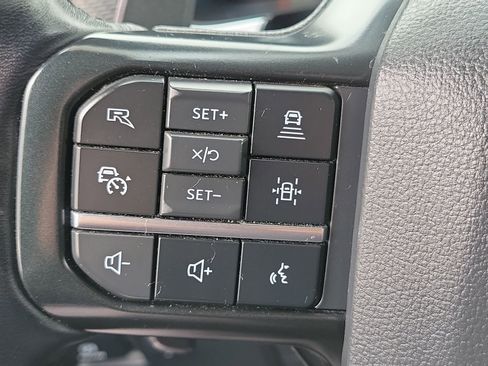 Used 2023 Ford F150 Raptor w/ Raptor Carbon Fiber Package image 8