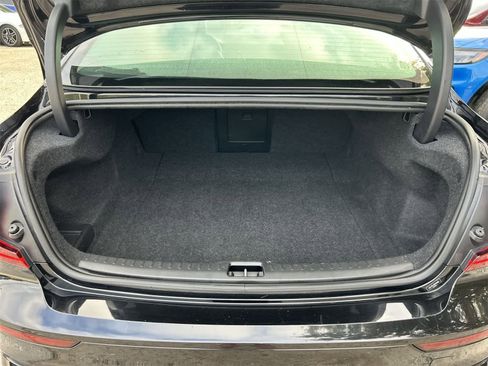 Used 2024 Volvo S60 B5 Plus image 21