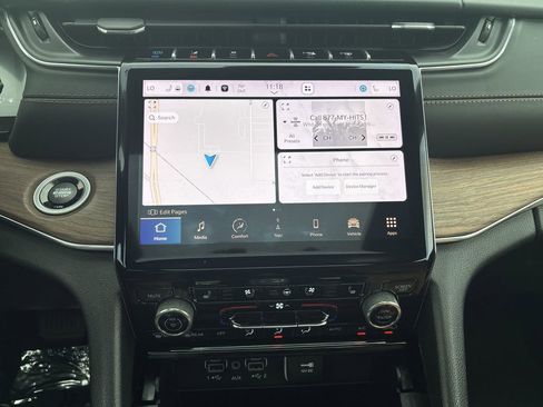 Used 2022 Jeep Grand Cherokee Summit image 9