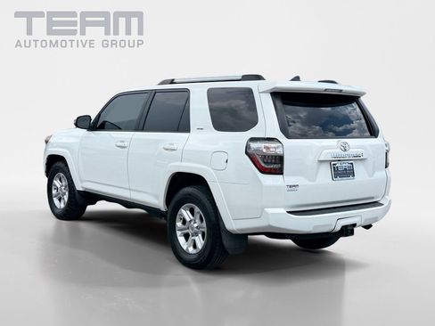 Used 2022 Toyota 4Runner SR5 Premium w/ Moonroof Package RWD image 3
