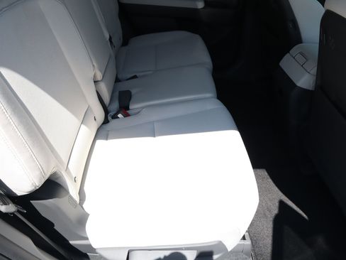 New 2026 Hyundai Santa Fe SE image 18