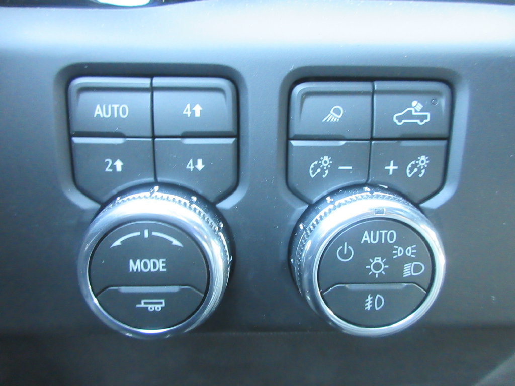 New 2026 GMC Sierra 1500 AT4 w/ AT4 Premium Package AWD/4WD image 16