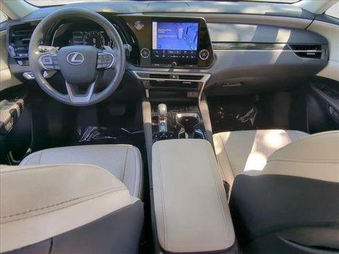 Used 2024 Lexus RX 350 FWD w/ Technology Package image 17