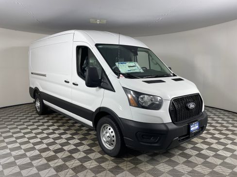 New 2026 Ford Transit 250 148 Medium Roof Extended AWD image 7