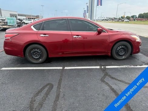 Used 2015 Nissan Altima 2.5 S w/ Power Driver Seat Package FWD image 7
