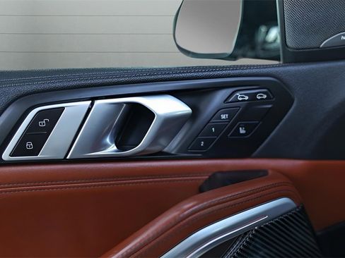 Used 2023 BMW X6 M50i w/ Executive Package image 39