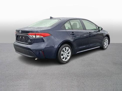 Certified 2025 Toyota Corolla LE image 4