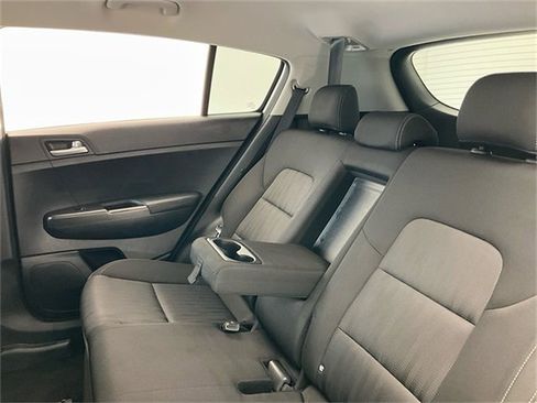 Used 2021 Kia Sportage LX image 24
