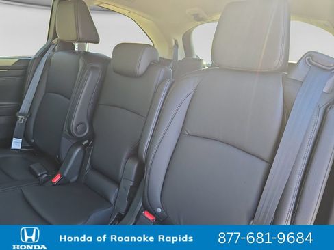 New 2026 Honda Odyssey EX-L image 16