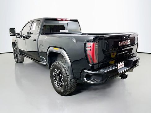 Used 2024 GMC Sierra 2500 AT4X AWD/4WD image 9
