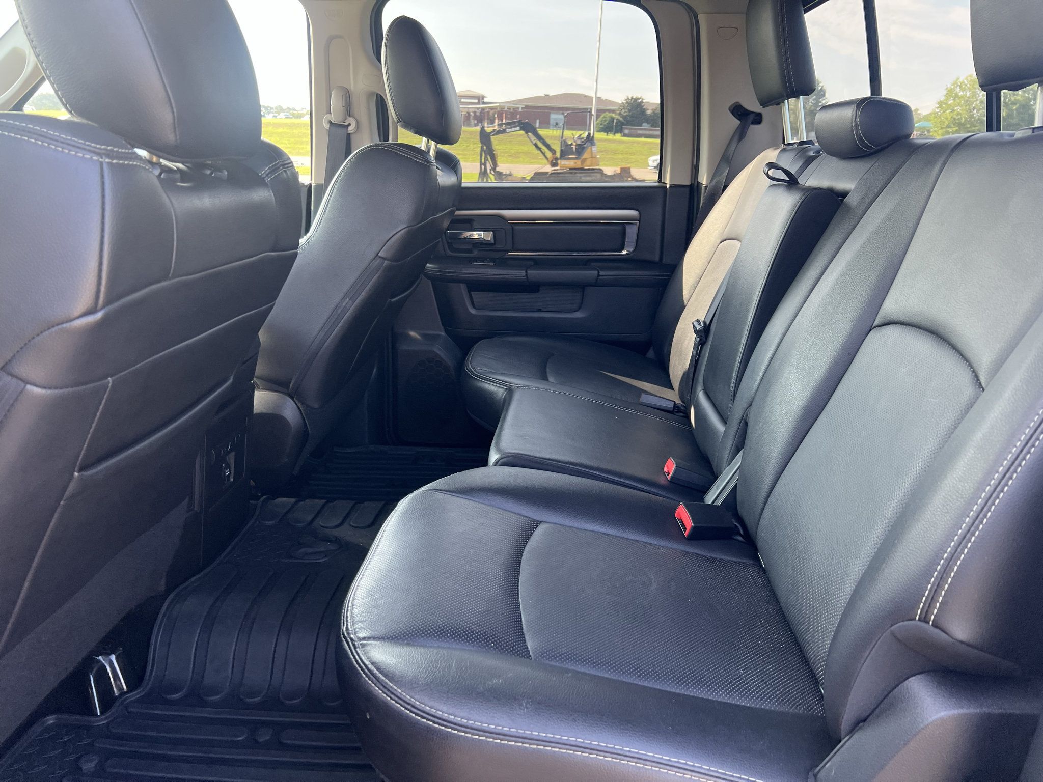 Used 2015 RAM 1500 Sport w/ Remote Start & Security Group AWD/4WD image 14