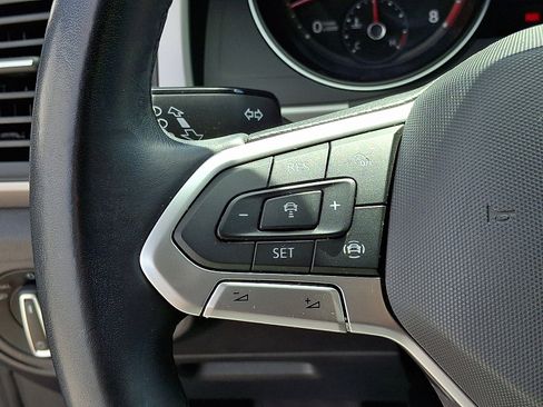 Used 2020 Volkswagen Atlas Cross Sport SE AWD/4WD image 21