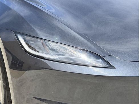 Used 2025 Tesla Model 3 Long Range RWD image 10