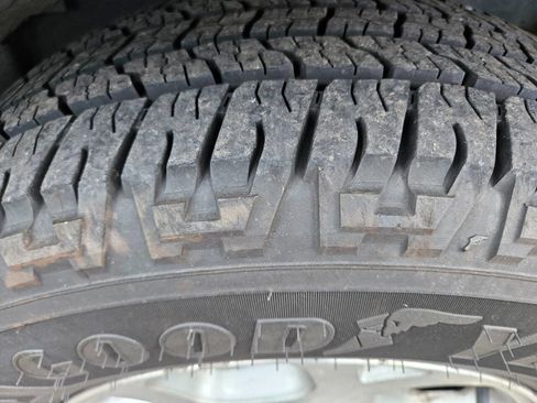 Used 2000 Jeep Grand Cherokee Laredo AWD/4WD image 5
