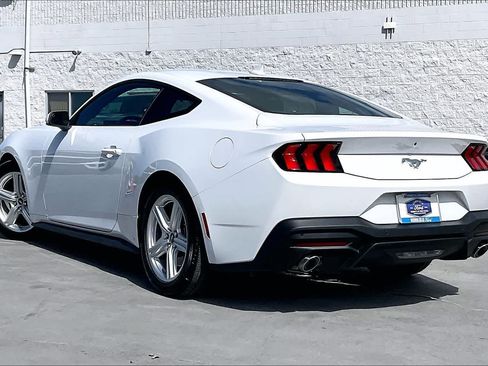 Used 2026 Ford Mustang Coupe RWD image 4