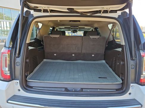 Used 2019 GMC Yukon XL Denali w/ Denali Ultimate Package AWD/4WD image 6