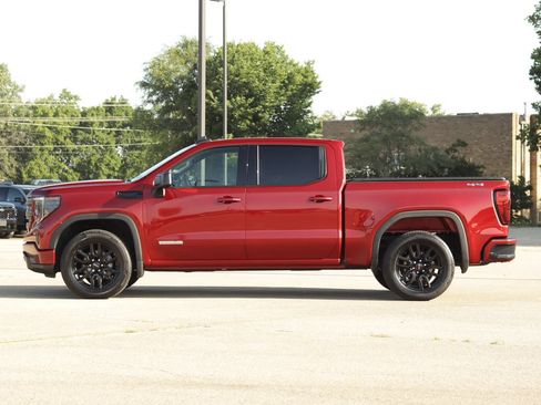 Used 2024 GMC Sierra 1500 Elevation AWD/4WD image 4