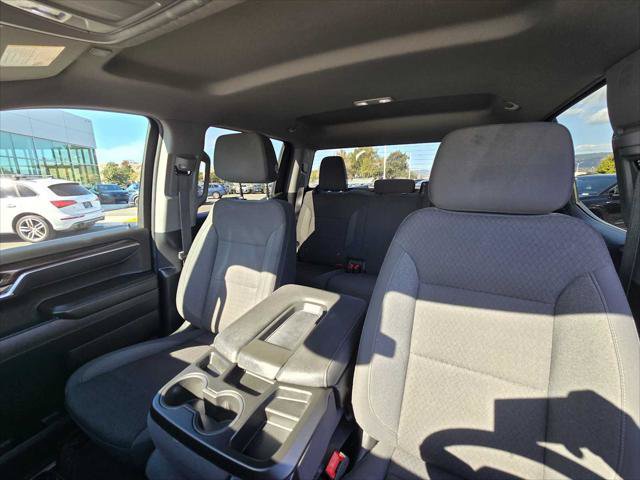 Used 2025 Chevrolet Silverado 1500 LT AWD/4WD image 19