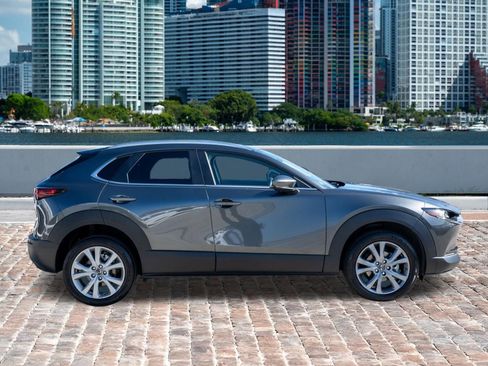 Used 2024 MAZDA CX-30 AWD 2.5 S w/ Preferred Package image 4