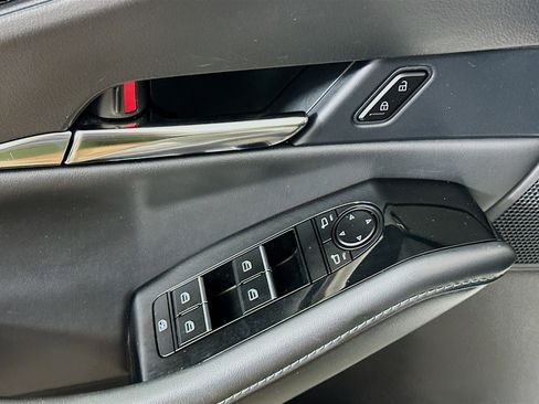 Used 2025 MAZDA CX-30 AWD 2.5 S w/ Preferred Package image 15