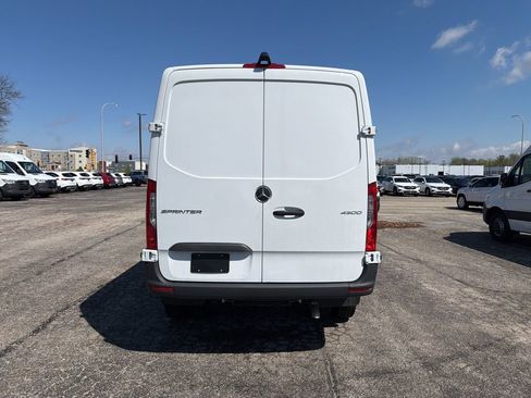 Used 2026 Mercedes-Benz Sprinter 4500 image 7