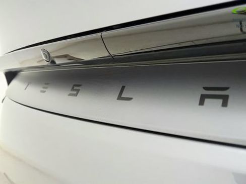 Used 2026 Tesla Model Y AWD image 28