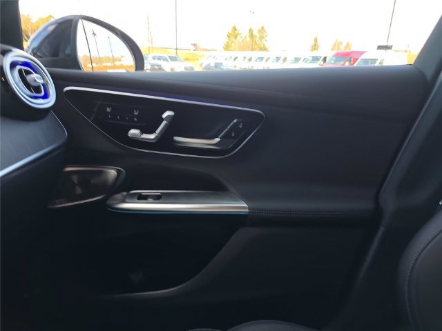 Certified 2026 Mercedes-Benz GLC 300 4MATIC image 27