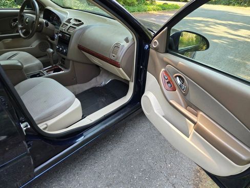 Used 2007 Chevrolet Malibu LT image 10