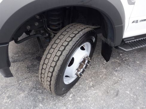 Used 2022 Ford F550 4x4 Crew Cab Super Duty w/ Power Equipment Group image 24