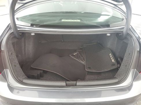 Used 2017 Volkswagen Jetta GLI image 33