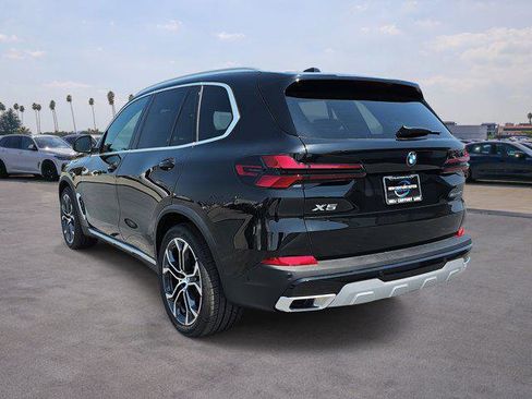 New 2026 BMW X5 sDrive40i image 7