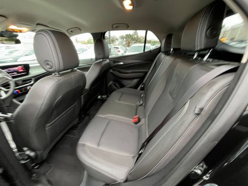 Used 2025 Buick Encore GX Preferred image 23