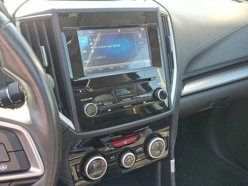 Used 2020 Subaru Forester Premium image 14