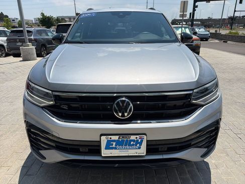 Certified 2024 Volkswagen Tiguan SE R-Line AWD/4WD image 9