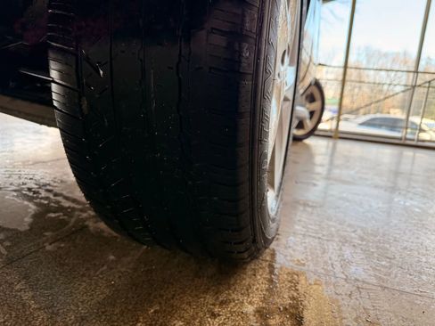 Used 2018 Mercedes-Benz GLE 350 4MATIC image 41